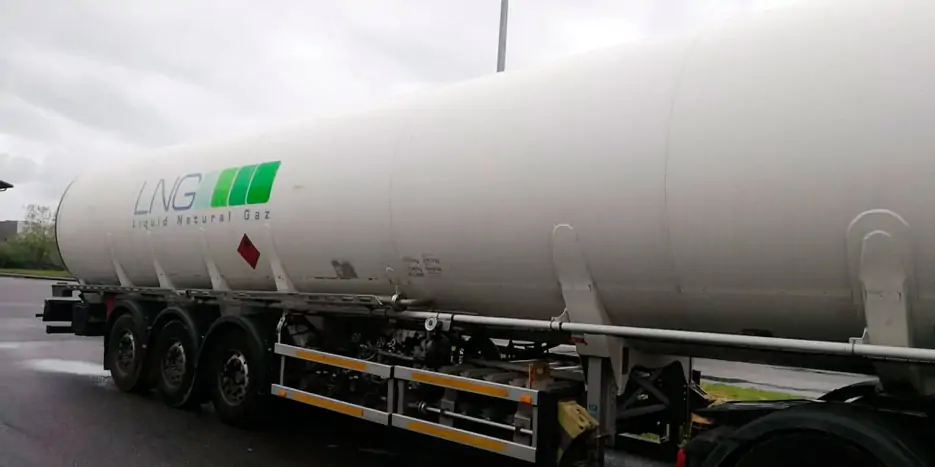 Semitrailer Gofa LNG second hand | Vakuum Vakuum sells second-hand Gofa LNG semitrailer